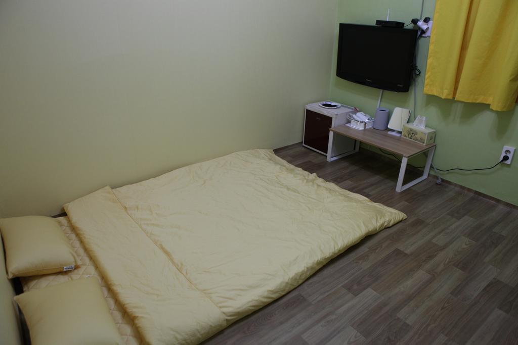 Yeosu Inn Hostel Exterior photo